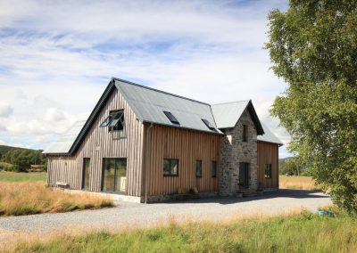 New house Cairngorms stone features